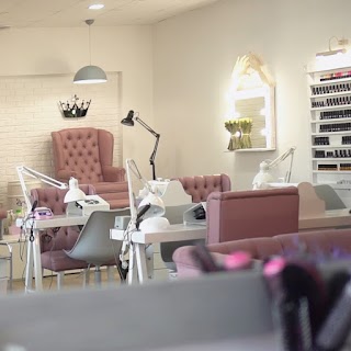 BAR B. STUDIO - INSIDE SUPERBROWS