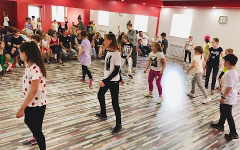 Dance Up Studio