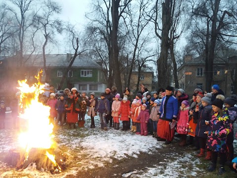 "Будинок творчості дітей та юнацтва"