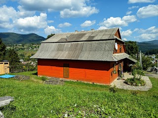 На горбочку у Наталії