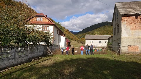 Пам'ятник бджолі