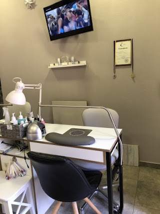 YI nail studio Yana Tabaniuk