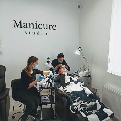 Manicure