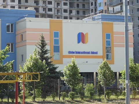 Globe International School