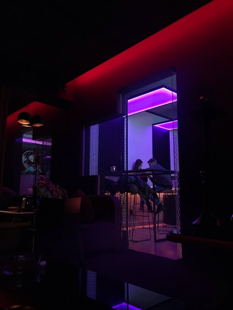 Lounge Bar 51