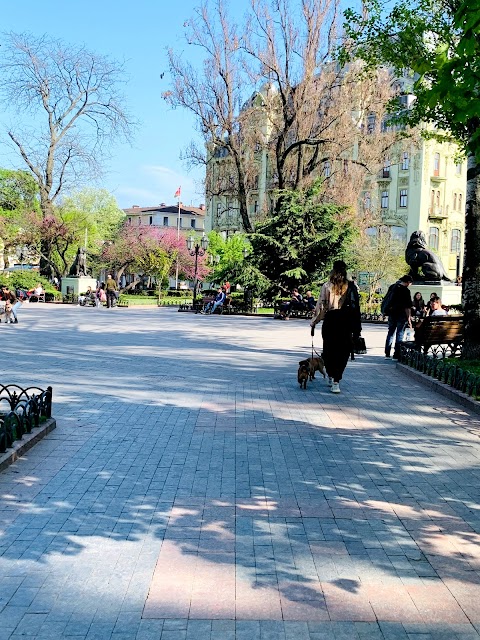 Пам'ятник Леоніду Утьосову