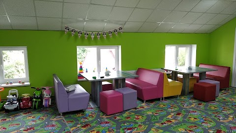 Kids Club & Cafe