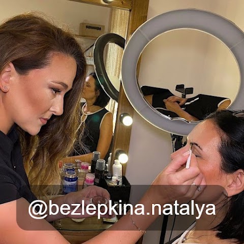 MakeMeUp Beauty Salon