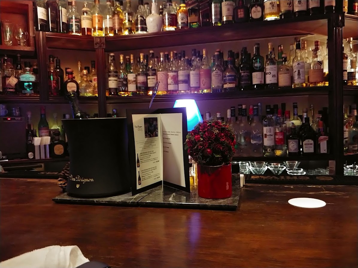The Bar CASABLANCA