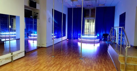 Tinakova dance studio