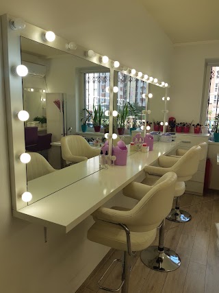 Velaskes Beauty Studio 2