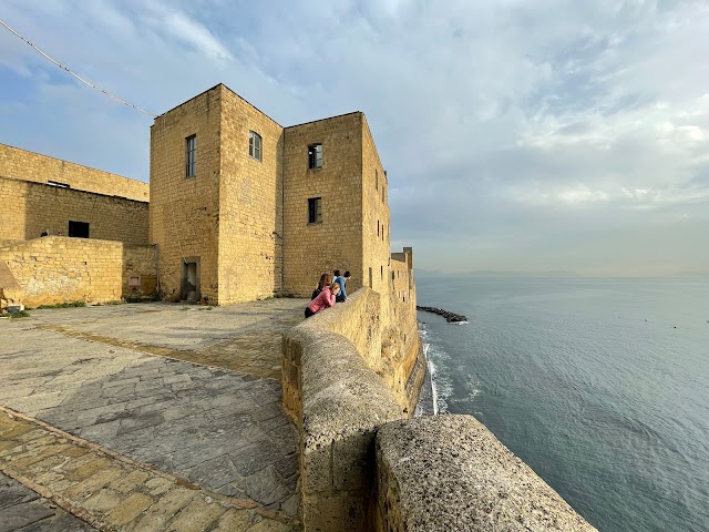 Castel dell'Ovo