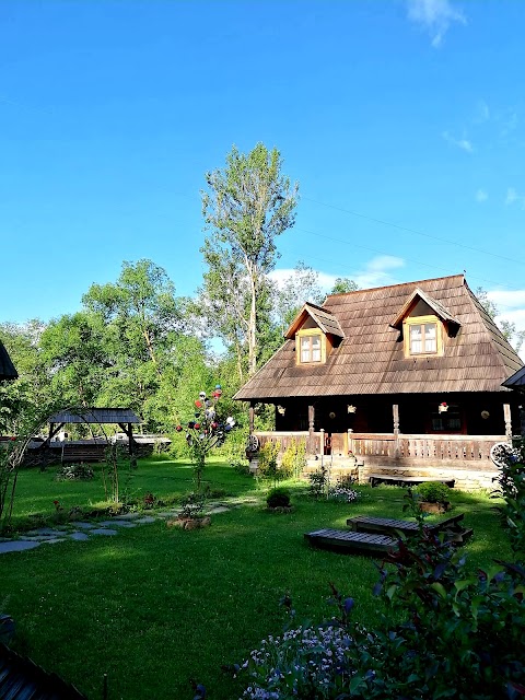 Pensiunea agroturistica Casuta Din Scobai