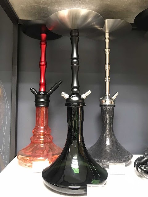 Black Lutsk Hookah Доставка кальяну