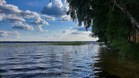 Туристична база "Холодок"