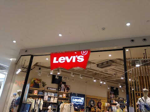 Levis