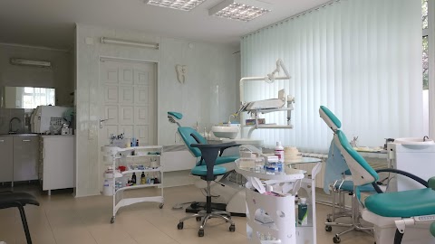 Стоматологічна клініка сім'ї Ковальових