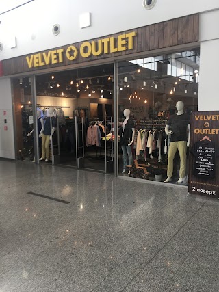 VELVET OUTLET