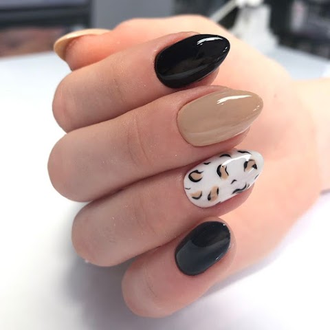 JustNails_Lviv