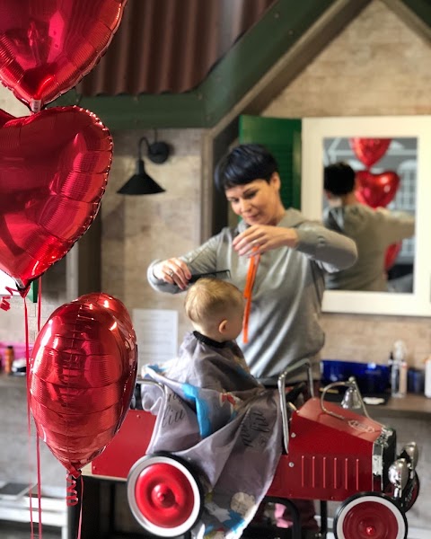 Детская парикмахерская Kids barber shop