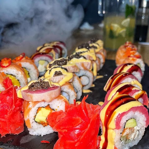 Bluefin sushi bar