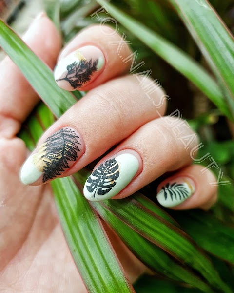 FOX.NAILS_BEAUTY