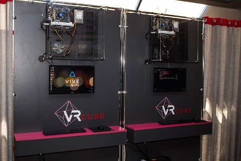 VRCube - клуб віртуальної реальності