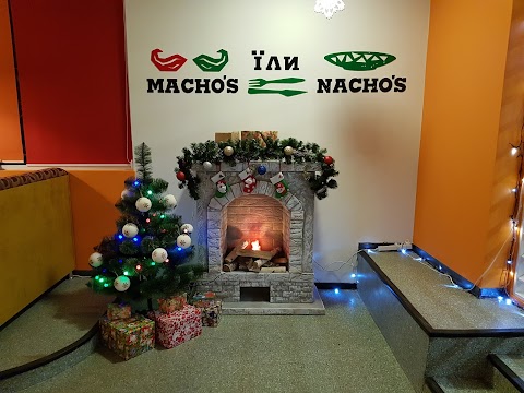 Machos їли Nachos