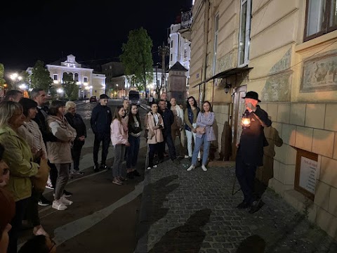 Екскурсії Чернівцями від Пана Ярка