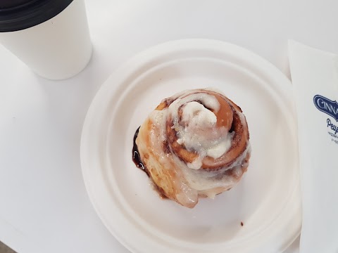 Cinnabon Globus