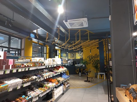 Yellow Black Cafe