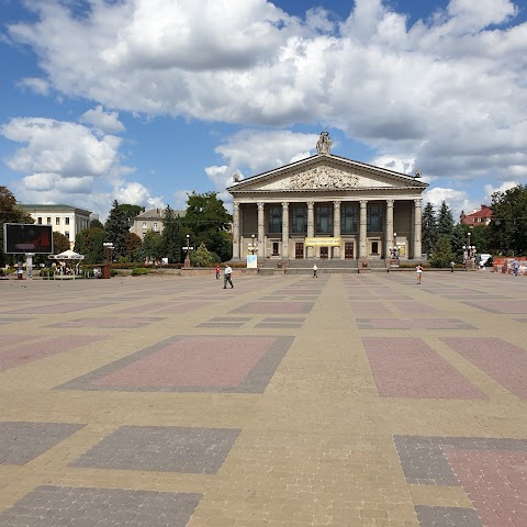 Пам'ятник Соломії Крушельницької