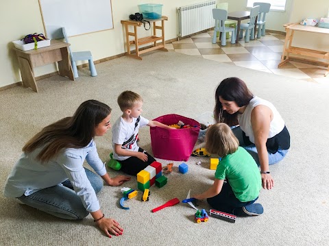 Приватний спеціалізований дитячий садок A.KID