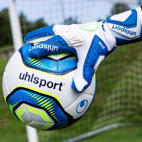 АЦТЕКА, ЭКИПИРОВОЧНЫЙ ЦЕНТР UHLSPORT