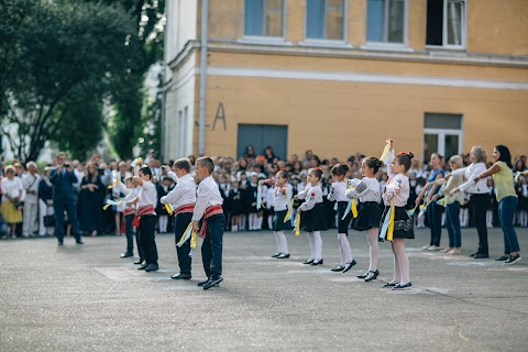 Спеціалізована школа І-ІІІ ступенів №85