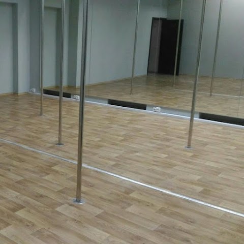 Hell Pole Dance Studio