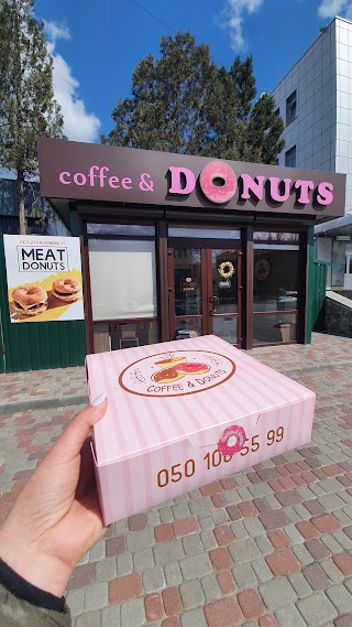 COFFEE & DONUTS