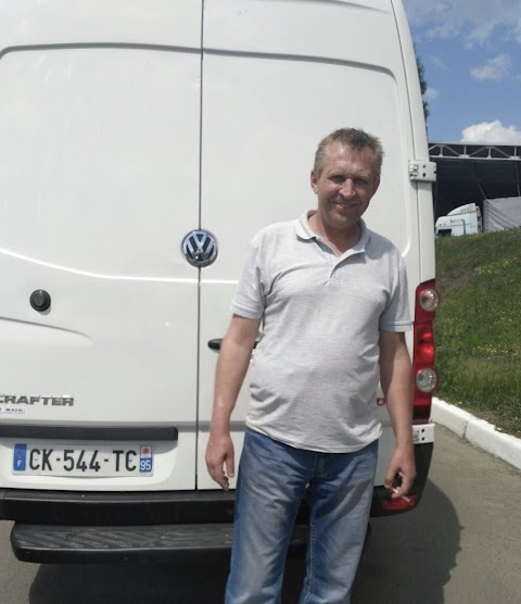 Междугородние Грузоперевозки по Украине бусик VolksWagen Crafter Maxi. Грузовое Такси.