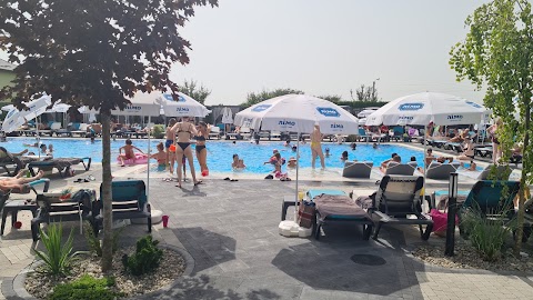 Рафаель Pool&Lounge