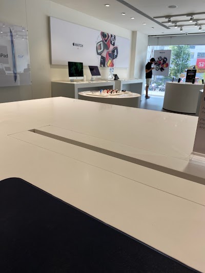 photo of iVenus - Apple Premium Reseller