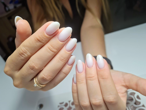 Маникюрный салон ALAE | Nail studio | Маникюр Киев