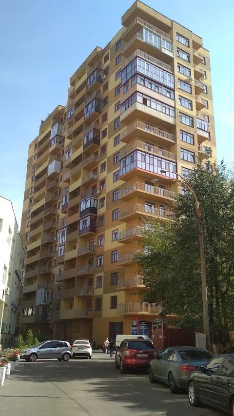 Appartments Konovaltsia 36E