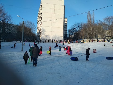 Дошкільний навчальний заклад ясла-садок №375