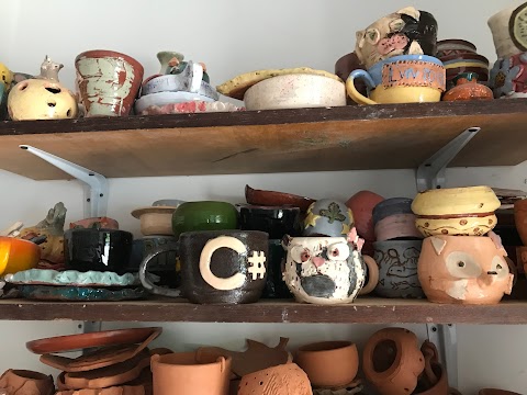 Студія гончарства та ліпки "Yeti House Ceramic Studio"