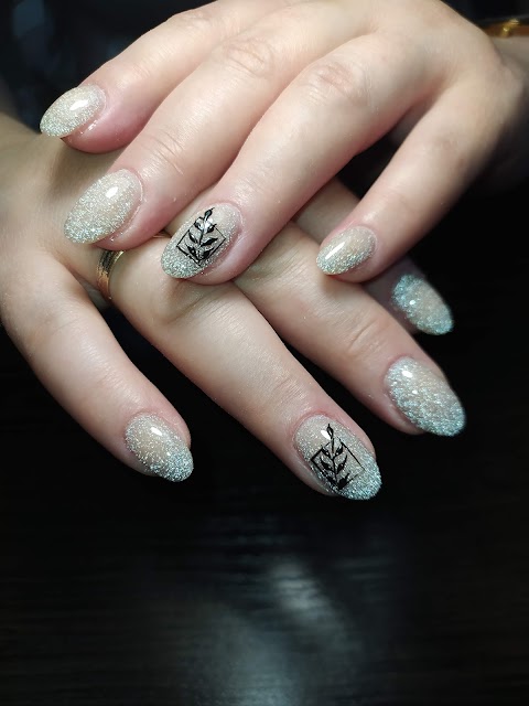 Маникюр, педикюр, наращивание ногтей | Viktoriya_nails_dnepr