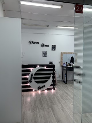 Moon__room