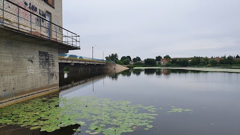 Річковий парк