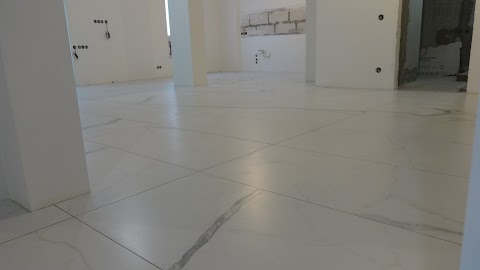 Master Tiler