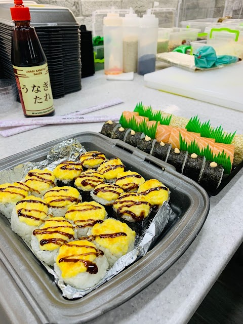 Emoji sushi