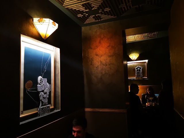 Mobster Bar